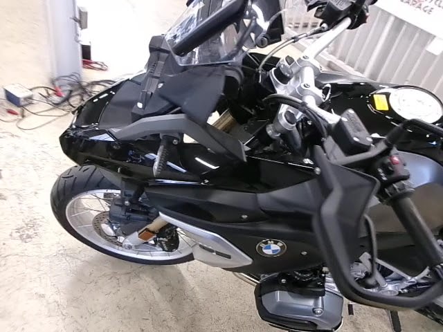 R1200GS 2017年 中古車 快適かつ安全にあらゆる道路を走破できるスーパーバイク! バイクショップ名:K's Bros (ケーズブロス)