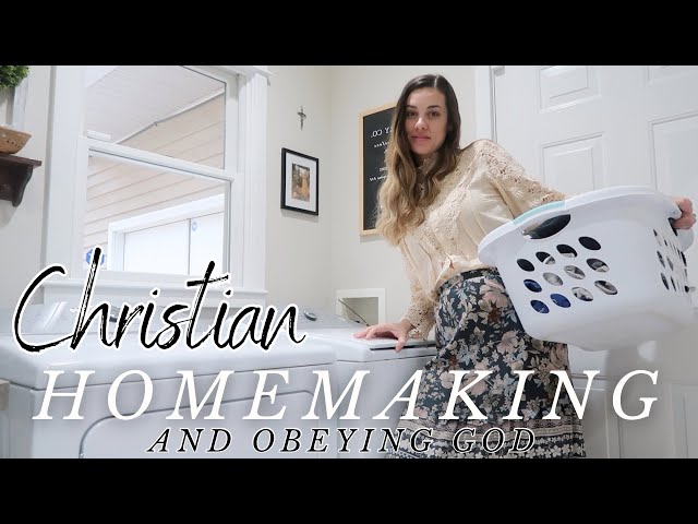 Daily Homemaker Habits for the Traditional Christian Housewife + GODspiration