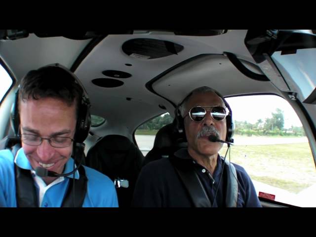 Cirrus SR22T Flight Demo