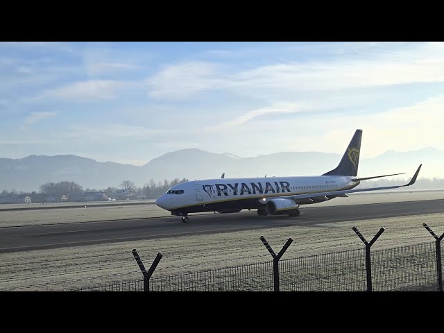 Ausrollen Ryanair Salzburg aus Manchester