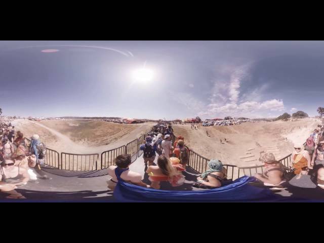 A 360-degree video view of the 2016 Lightning In A Bottle festival