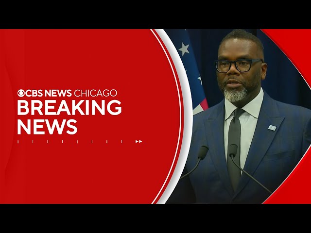 Mayor Johnson press briefing as ICE agents make arrests in Chicago | Full Presser