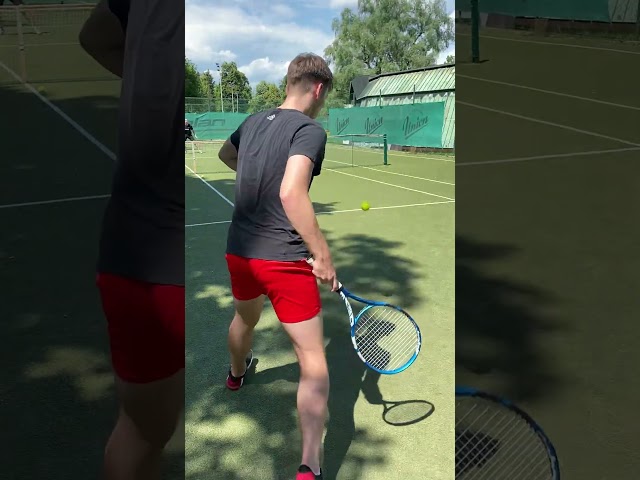 Novost na Prešernovi: Tenis | Kratki utrinki s #presernove