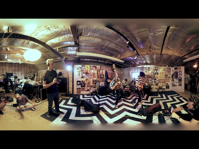 The Fadeaways 360º video (Live on PressureDrop.tv)