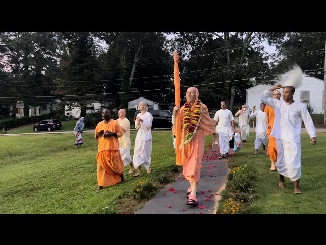 Sripada Bhakti Vikasa Swami Arrives At Krishna Life, Atlanta, USA