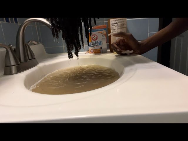 ACV Loc Detox • First detox on 2 year locs • Bathroom sink edition