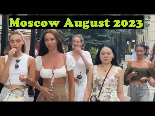 Stylish Russian girls in center of Moscow (August, 2023)