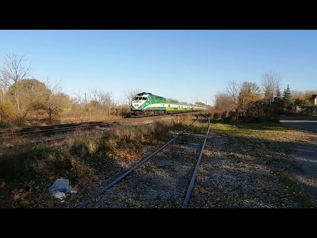 Toronto Bound Go Train on a Early November Afternoon