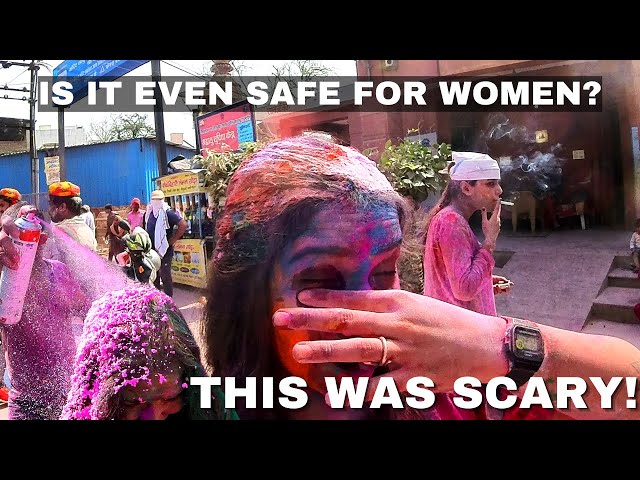 My HONEST EXPERIENCE Holi 2023 as a SOLO Female in MATHURA : Scary and Eye-Opening (In Hindi)