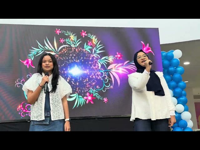 Singing "Forever Young" | Talent Show 2025 EnglishONE Madiun