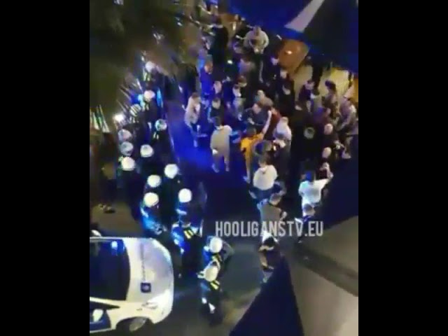 Wolves fans attacked by Barcelona police for no reason 26.02.2020