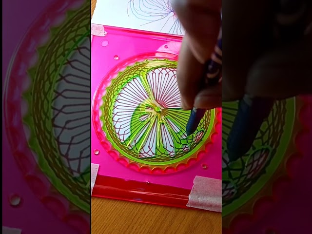 My new Spirograph #drawing #art #spirograph #spirographdrawing