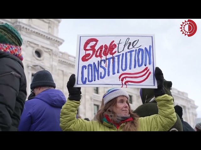 Protestan miles en EU contra políticas de gobierno de Donald Trump