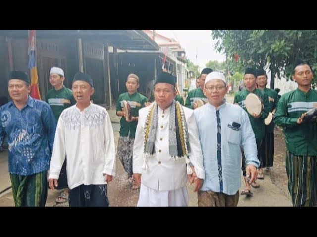 PENCERAMAH ASLI PRIBUMI KYAI MISBAHUDIN TEGAL DI SAMBUT WARGA PEGIRIKAN