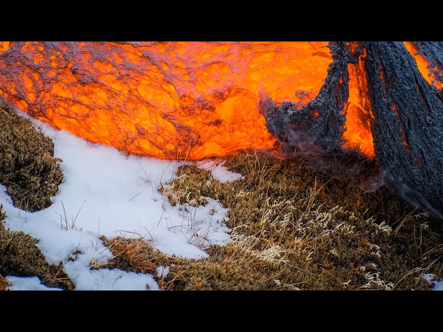 CLIP: Lava on snow and grass - 2 min 4K - Geldingadalur Eruption in Iceland 2021