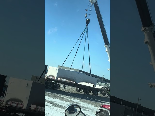 Massive Crane Unloads Heavy Freight – POV Trucking Action!