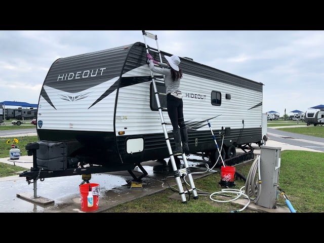 Washing My RV Travel Trailer | RV Maintenance | Jessica Kirsh