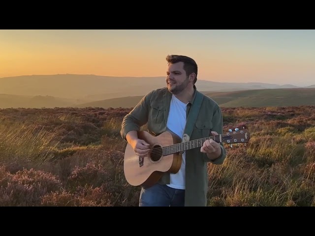 Moonshine Acoustic | Solo Acoustic Singer