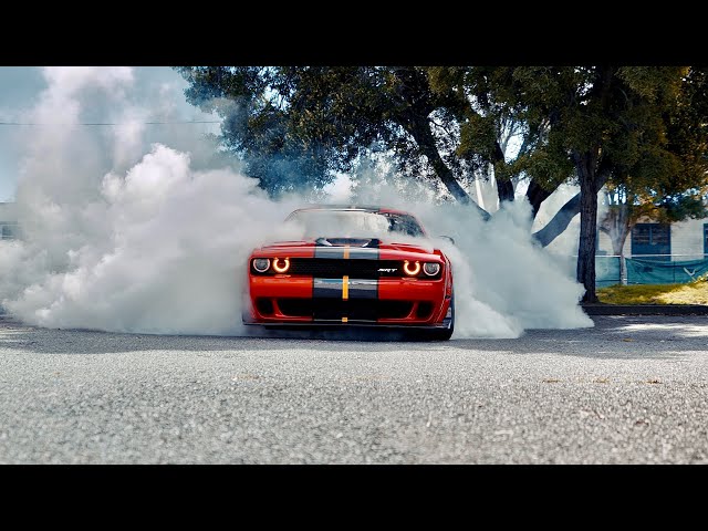 Dodge Challenger SRT  HELLCAT / 4K