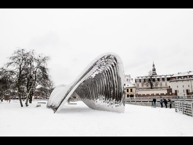 The NAWA sculpture by Oskar Zięta