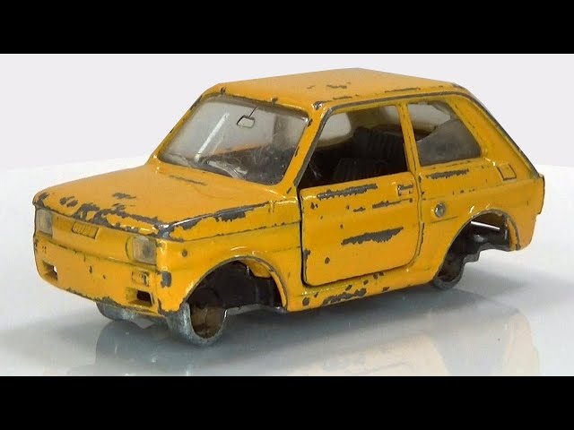 Fiat 126 Politoys. Restoration of a 1974 diecast model.