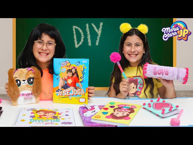 María Clara y la historia del material escolar | How to make DIY School Supplies!