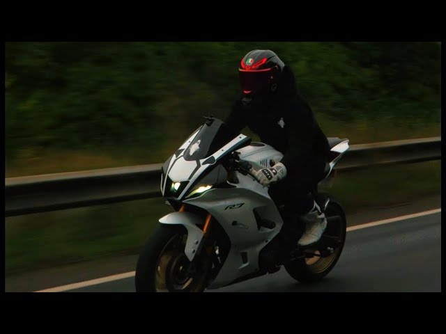 Taking My Yamaha R7 to a Video Shoot