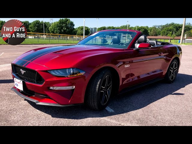 Mustang GT 2019 Premium - Who needs a stereo?