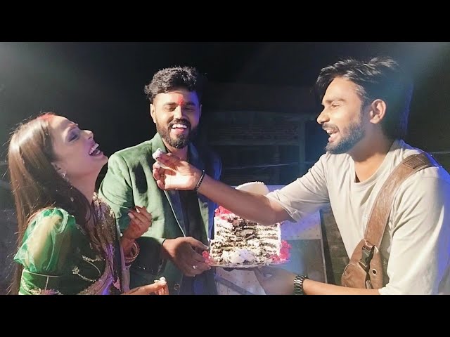 Aryan Bhaiya & Chandni Bhabhi Ke Sath Kiye Pizza Party | Chhath Puja Reel Shooting Complete #aryanrj