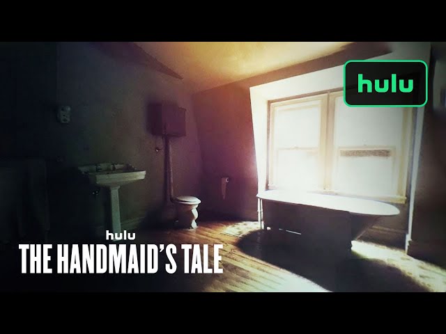 The Handmaid's Tale: The Bathroom 360 | Hulu