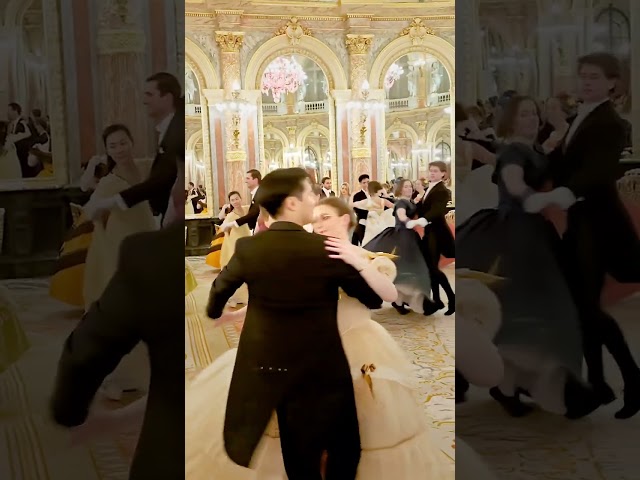 Waltz Dance - Tout à Vous (Emile Waldteufel) - Intercontinental Paris - Bal des Deux Empires 2024