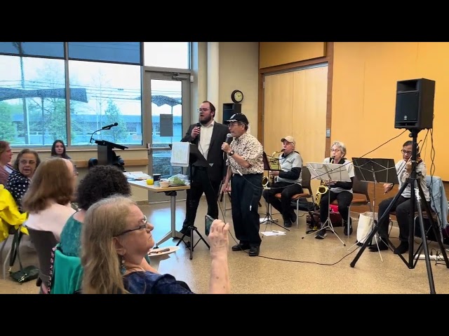 Rabbi Yanky Baron and the Howling Dog Klezmer Band Perform ‘Go Down Moses’