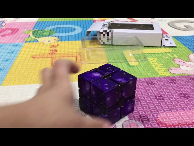 Unboxing my infinity cube