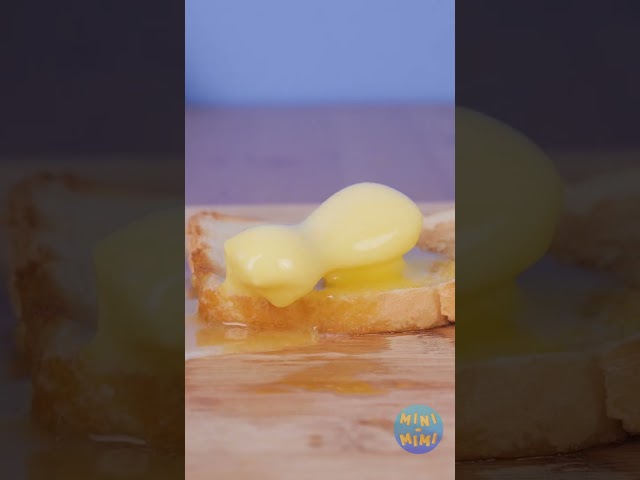 Un gadget amusant pour la cuisine qui transformera le beurre de votre toast en dinosaure💕 #drôle