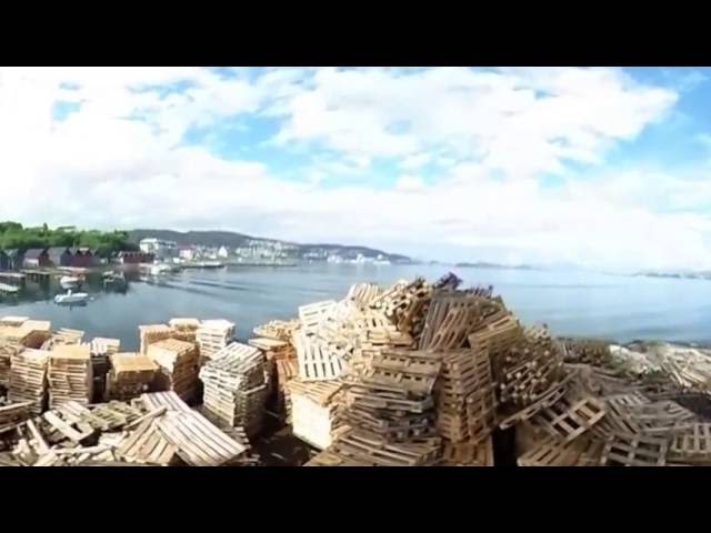 The worlds talles bonfire - Slinningsbålet - climb up in 360