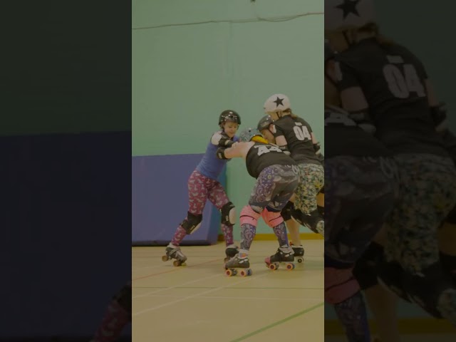 Roller Derby #rollerderby  #rollerskating #documentary #preview