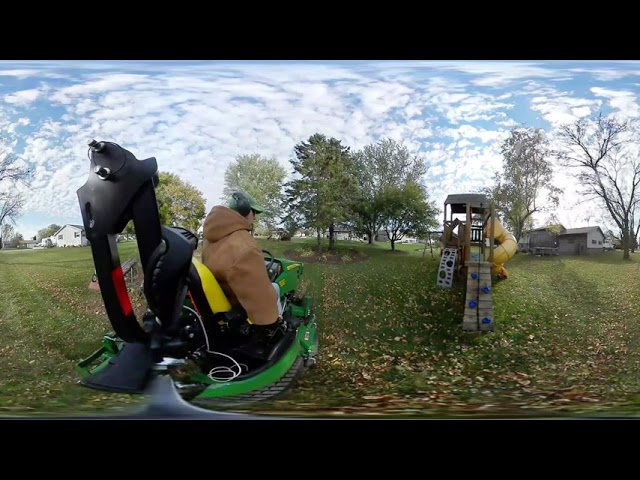 (360 View) Mowing lawns - Sit back with a beer and Enjoy!!!