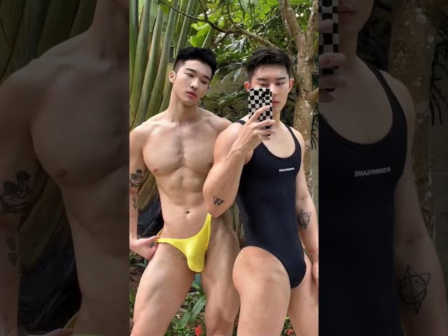 Sexy Men's Couple 💪🤤 #youtubeshort #shorts #short #shortvideo #shortsvideo #muscles #yummyboy