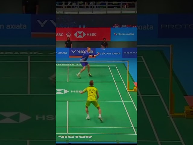 Nice ending by VA #badminton #axelsen #badcoach #lcw #бадминтон