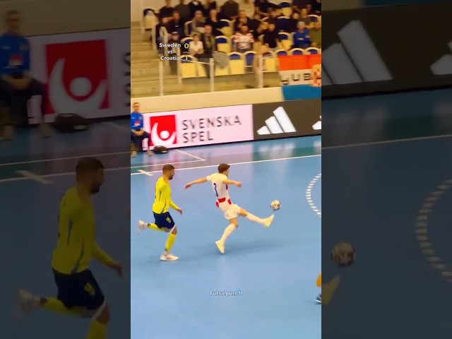 Sweden vs Croatia: The beauty of last minute futsal 😮‍💨👏 #futsal #lastminute #teamwork #shorts