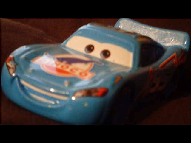 Disney Pixar Cars Dinoco Lightning McQueen (Dinoco #95 Piston cup) diecast