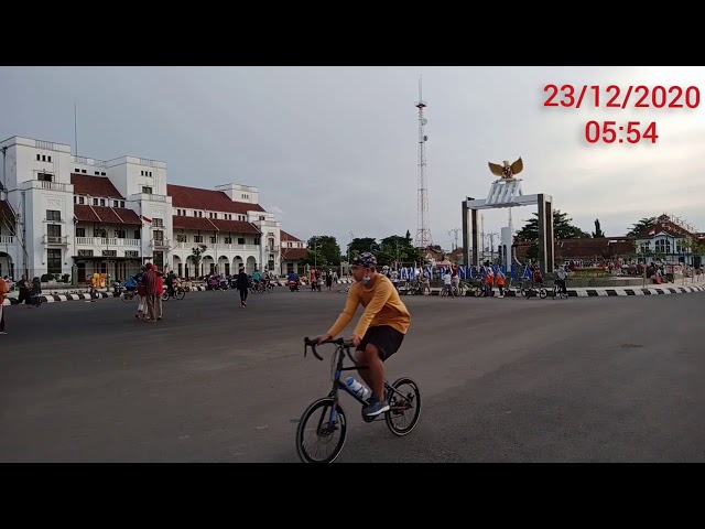 Lawang satus alun-alun Tegal. sholawat badar