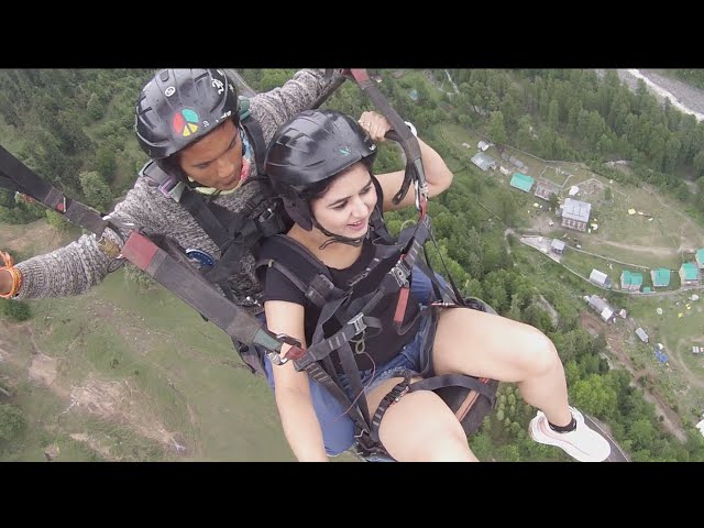 Paragliding brave girl video in Manali 😎🙅🏼‍♀️Anshu Singh||ft Sonika Singh#paragliding#Anshu