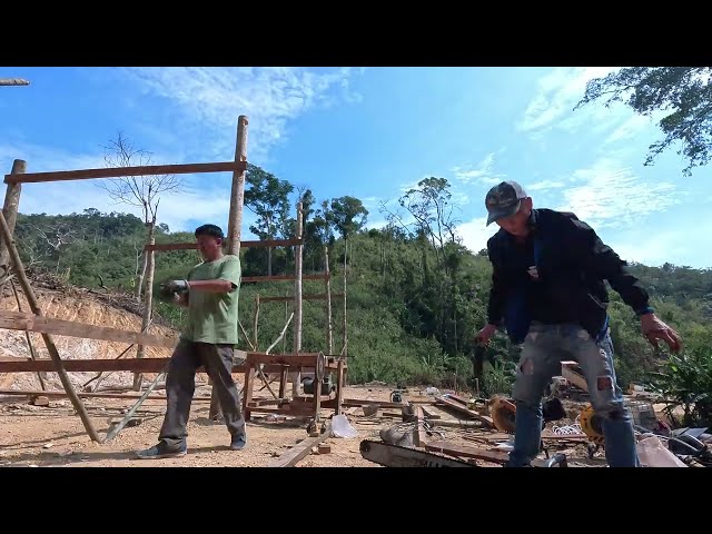 Laos Jungle Chronicles: Timelapse of Chainsaw Repair in Deep Remote Wilderness of Laos 🌍 🌿