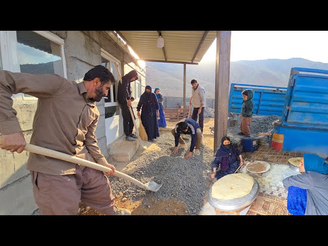 🏡👨‍👩‍👦Amir and Family Continue Building Milad's House: Beautifying the Courtyard and Porch