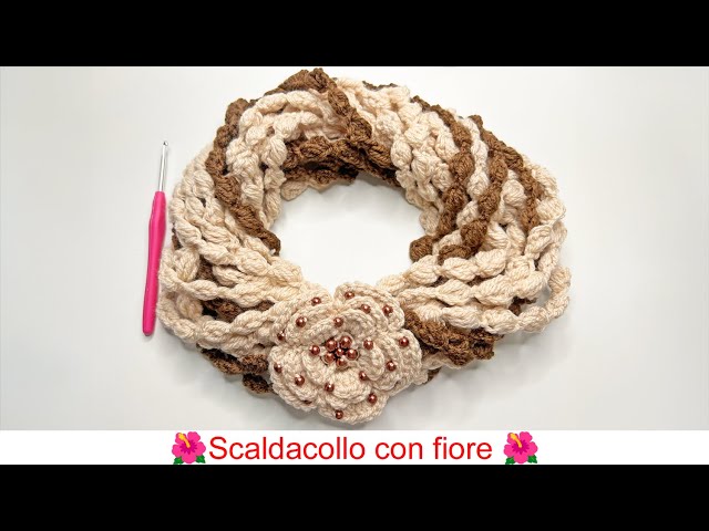 🌺 Scaldacollo con fiore all'uncinetto 🌺