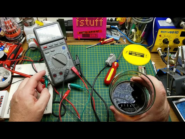 Checking out an old Radio Shack multimeter - with a special ability