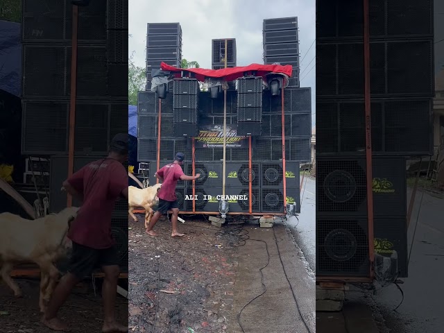 Direkam pakai iphone bass nya meraung raung ..