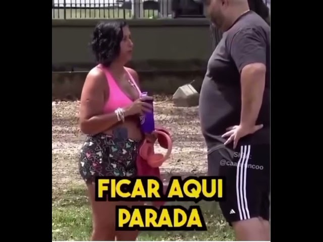 Quem se mexer primeiro perde 🤣