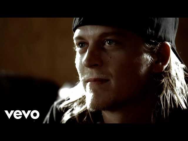 Puddle Of Mudd - Blurry (Official Music Video)